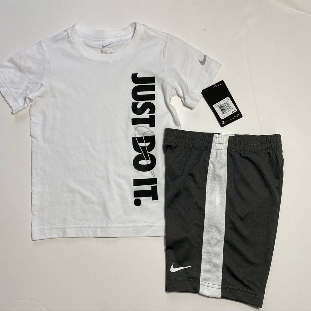 Nike Boys JUST DO IT Tee Shirt & Shorts Set Outfit Sz 6 (M) White Grey